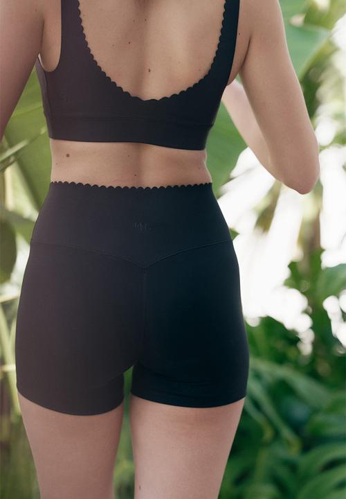 H&M - Medium support sports bra with softmove™ - black