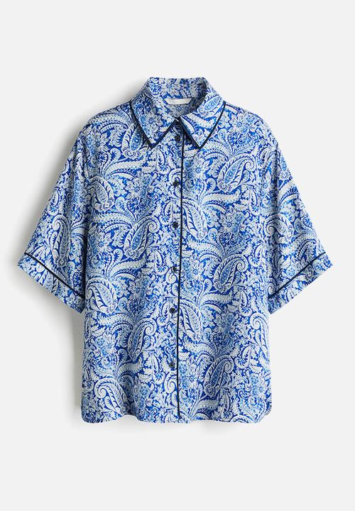 H&M - Printed satin shirt - blue paisley pattern