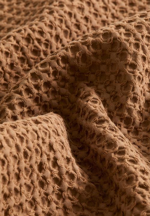 H&M - Waffled bath towel - dark beige