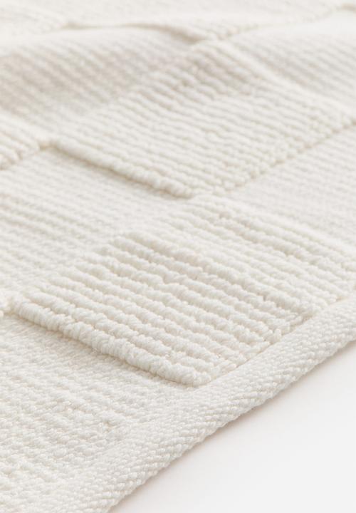 H&M - Checked bath mat - white