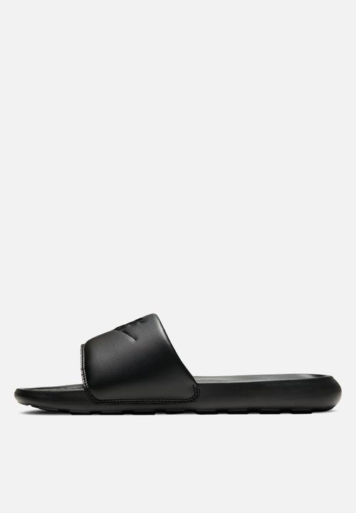 Nike - Nike Victori One - BLACK