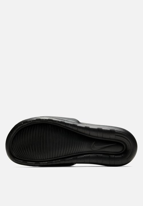 Nike - Nike Victori One - BLACK