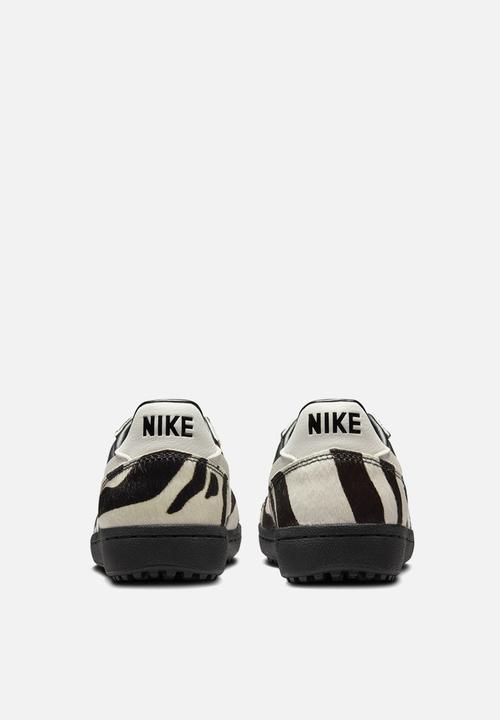 Nike - Field General