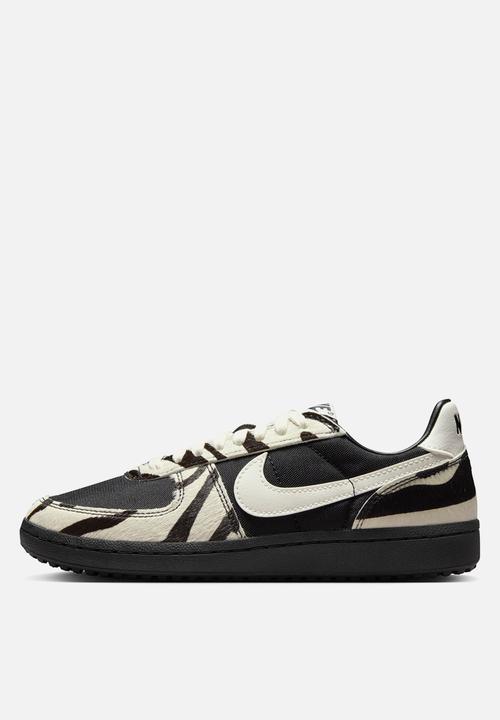 Nike - Field General