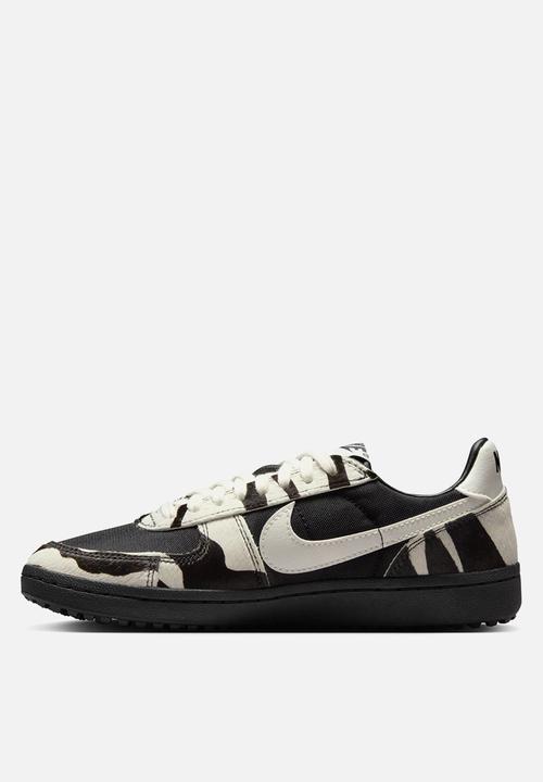 Nike - Field General