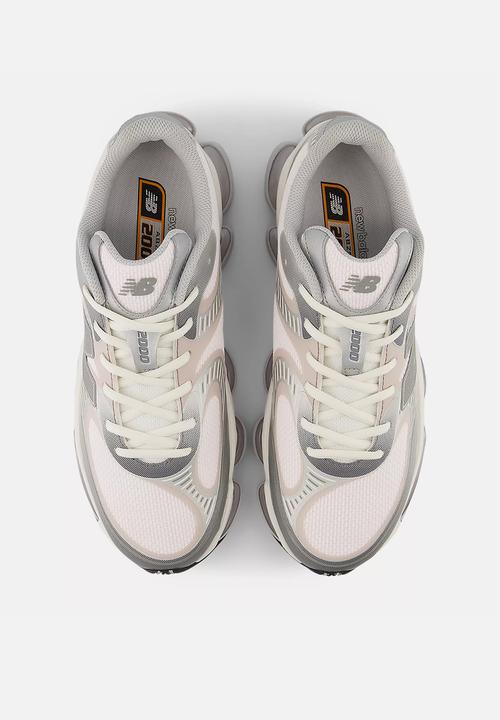 New Balance  - U2000 v1