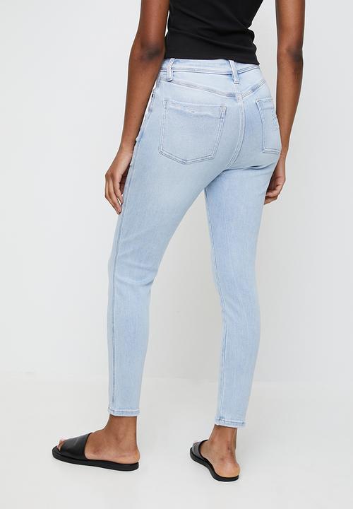 Steve Madden - Zoe contour curvy light wash skinny - light wash