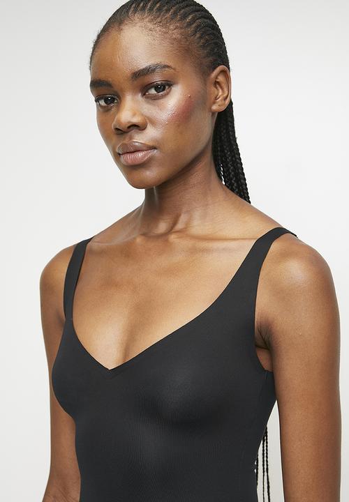 Easy Curves Shapewear - Plunge thong bodysuit - black