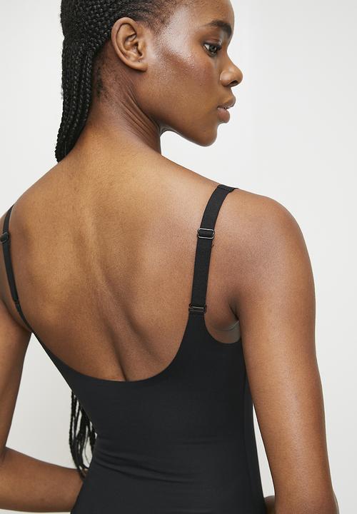 Easy Curves Shapewear - Plunge thong bodysuit - black