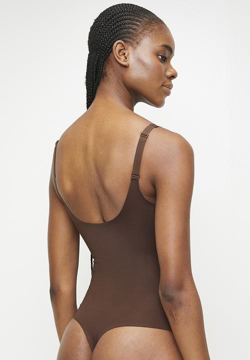 Easy Curves Shapewear - Plunge thong bodysuit - brown