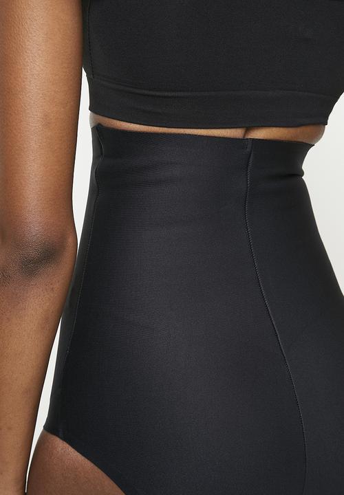Easy Curves Shapewear -  Compression high waist brief - black