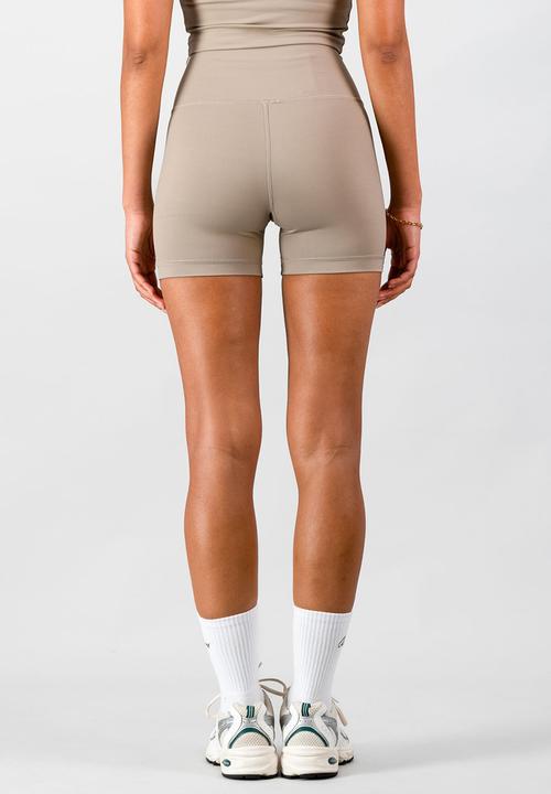 Burnt  - Dynamic Short - Cashew 4-Inch Inseam
