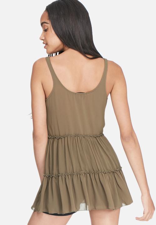 dailyfriday - Tiered sleeveless top