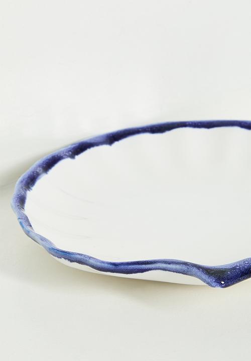 Urchin Art - Shell side plate - Blue & White
