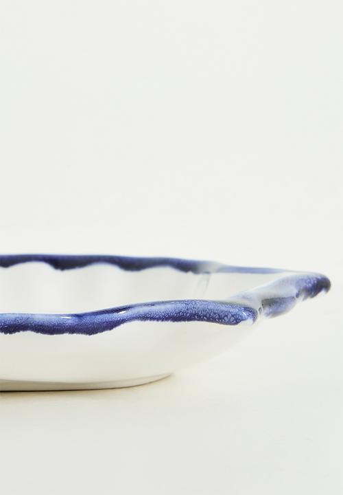 Urchin Art - Shell side plate - Blue & White