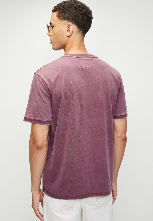 Superdry. - Heritage Tab Loose Tee - Port Red