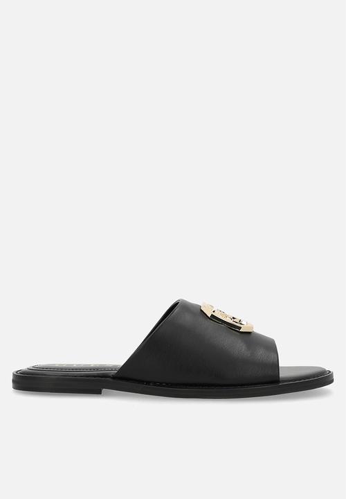 GUESS - Premiere  slide - black