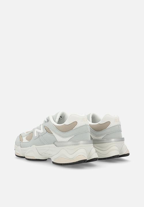 New Balance  - Kids 9060 grade school - grey 