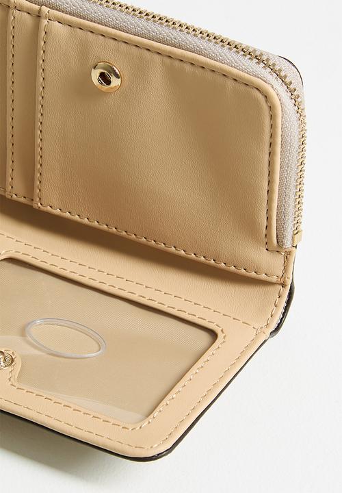 GUESS - Laurel ii sling zip card case- taupe