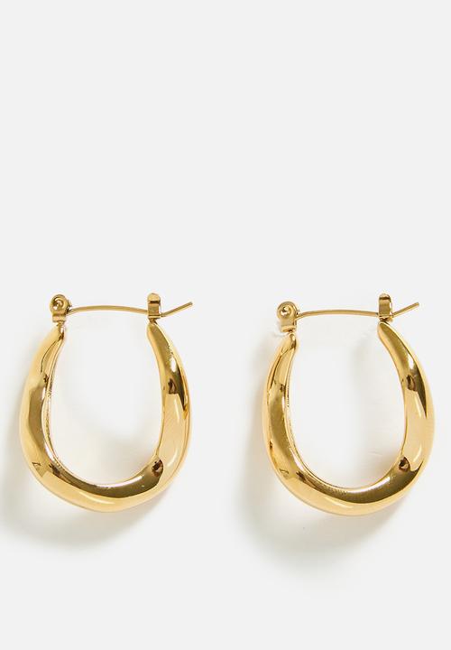 Zoe on Trend - Modern Twisted Curve Hoop Earrings - Gold