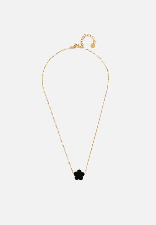 Zoe on Trend - Stylish Clover Necklace - Gold