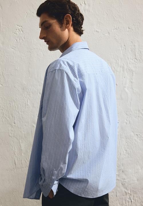 H&M - Loose fit poplin shirt - light blue striped