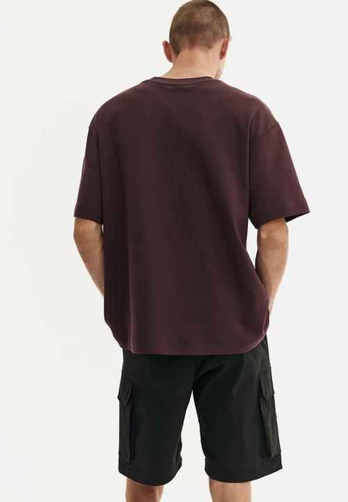 H&M - Regular fit nylon cargo shorts - black