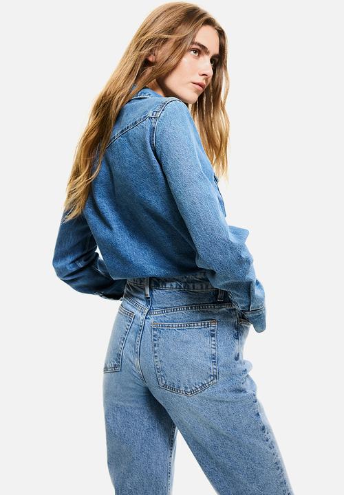 H&M - Mom slim fit high waist ankle jeans - light denim blue 