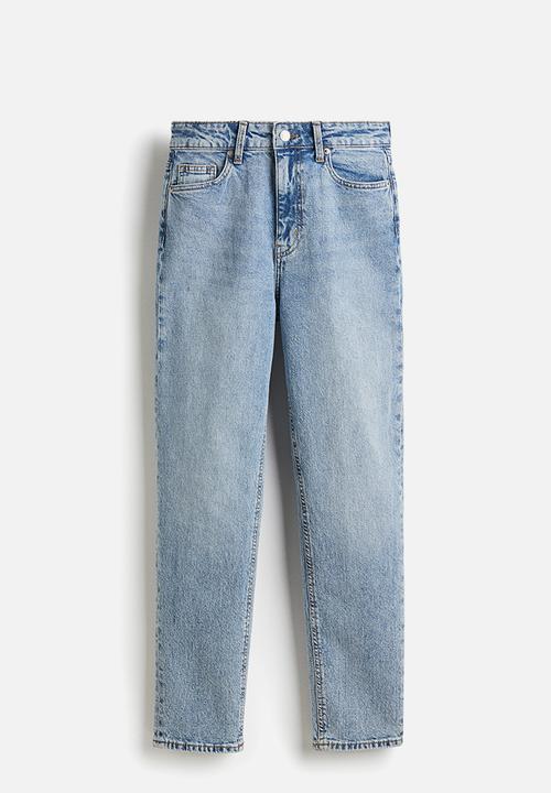 H&M - Mom slim fit high waist ankle jeans - light denim blue 