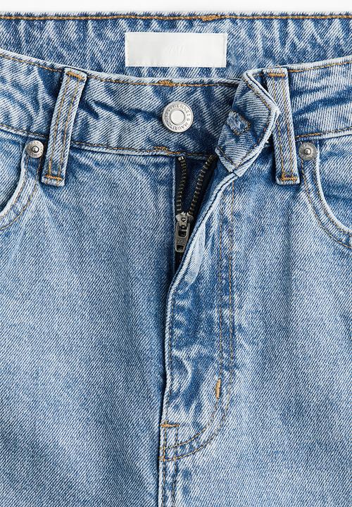 H&M - Mom slim fit high waist ankle jeans - light denim blue 