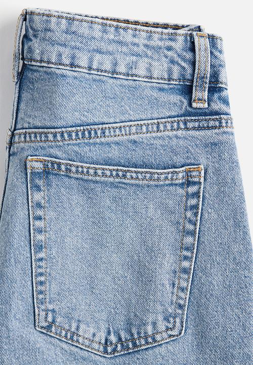 H&M - Mom slim fit high waist ankle jeans - light denim blue 
