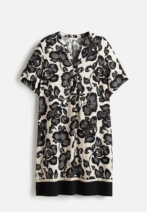 H&M - Viscose tunic dress - cream & black floral 