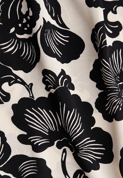 H&M - Viscose tunic dress - cream & black floral 