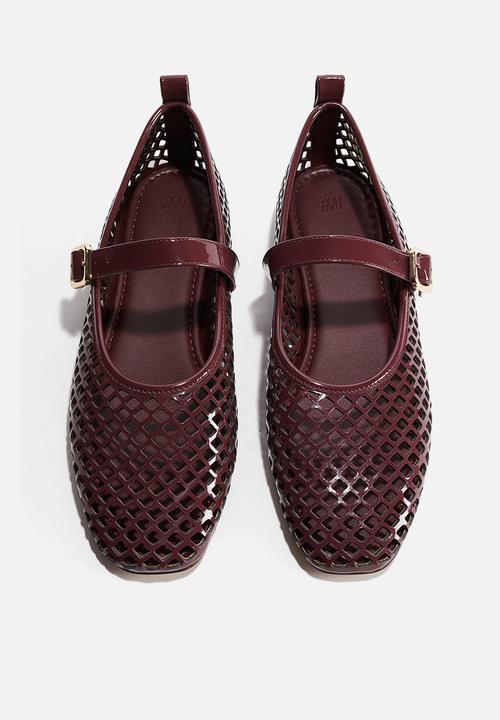 H&M - Perforated mary jane ballet pumps - burgundy