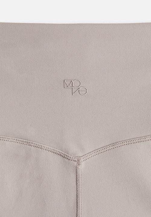 H&M - Sports cycling shorts with softmove™ lycra® - warm grey