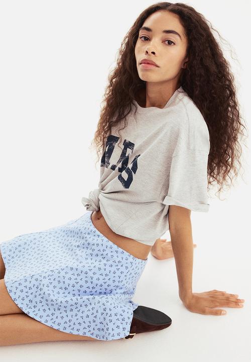 H&M - Pleated scuba skort - light blue floral