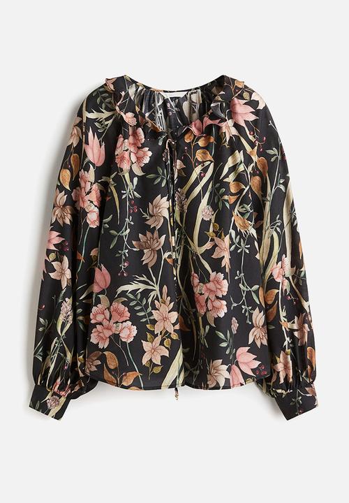 H&M - Frill-collar blouse - black/floral 