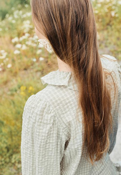 H&M - Frill-collared blouse - light beige checked
