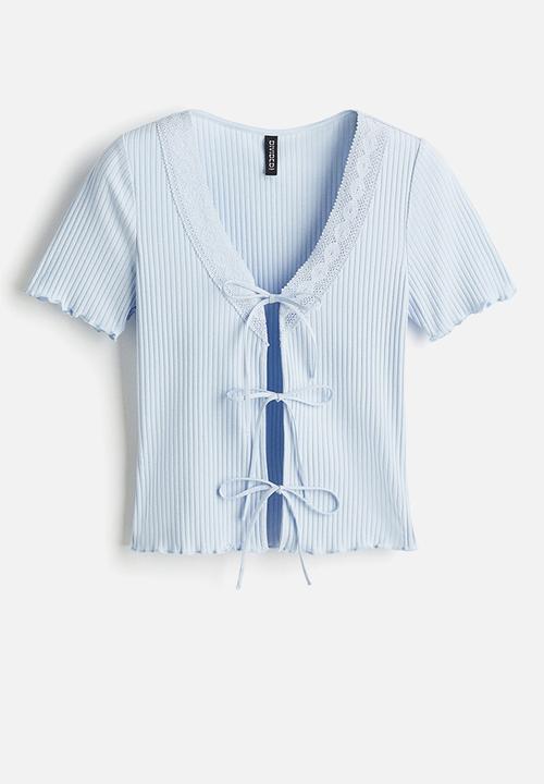 H&M - Tie-front top - light blue