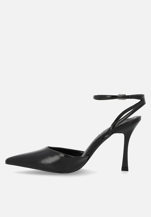 Madison® - Natalia closed toe ankle strap - black