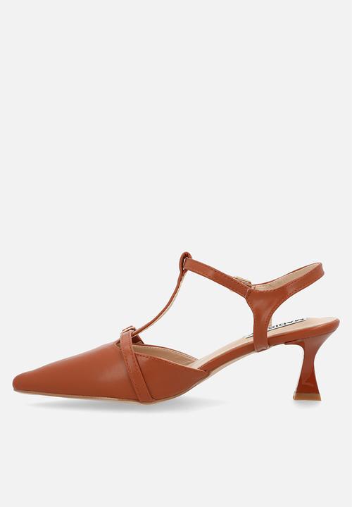 Madison® - Nadia closed toe ankle strap - tan