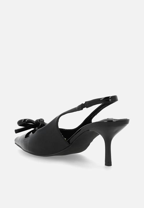 Madison® - Natasha closed toe slingback - black