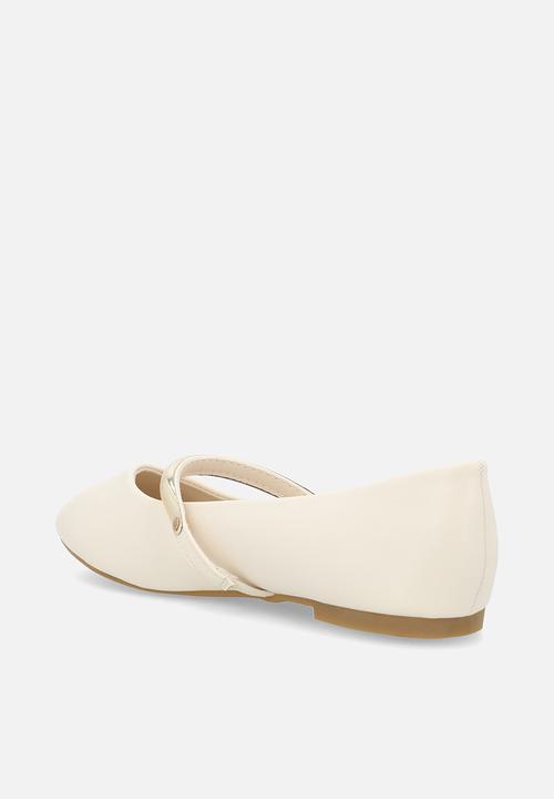 Madison® - Neo mary jane pump - off white