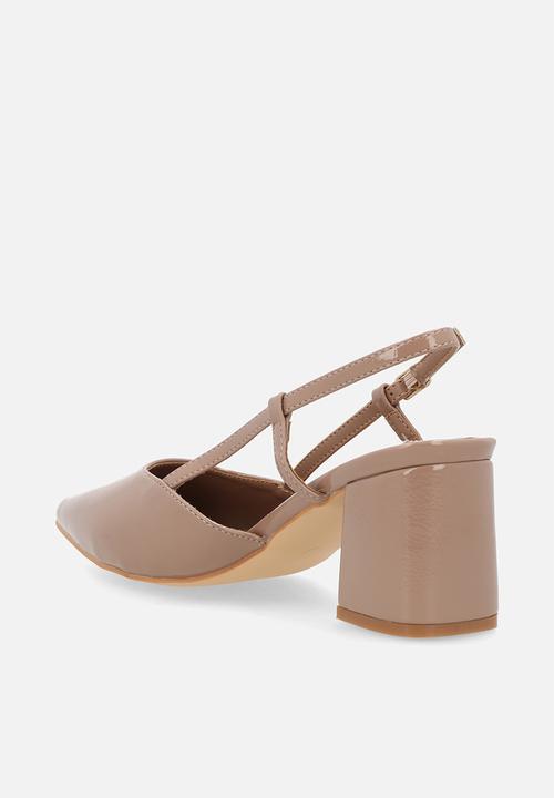 Madison® - Nanny closed toe slingback - nude
