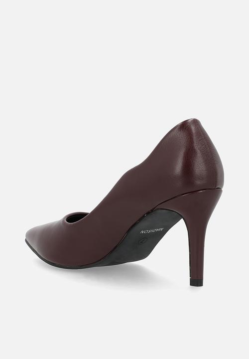 Madison® - Penny Scalloped 2 court - wine