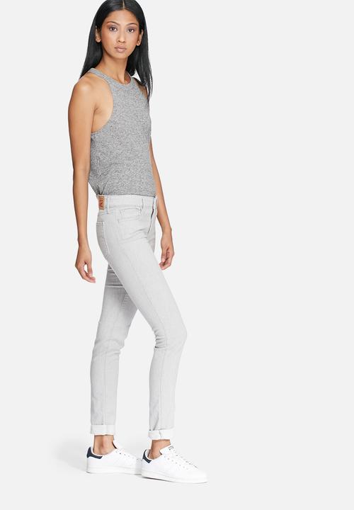 Levi’s® - 711 skinny