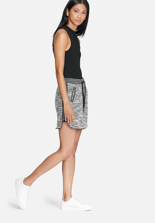 Vero Moda - Minna mini skirt