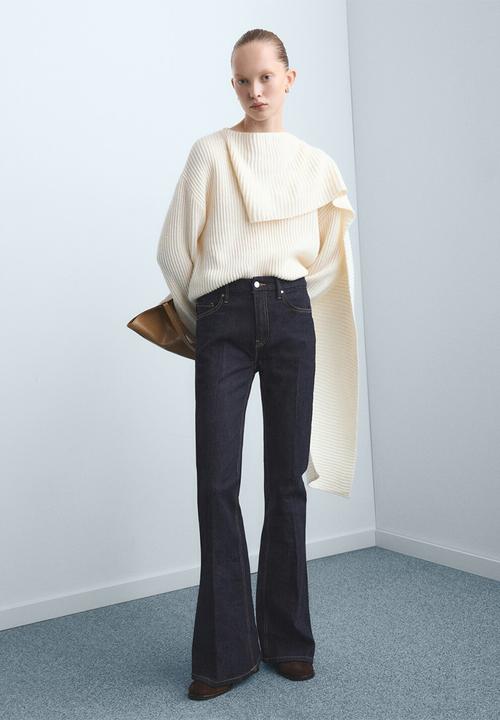MANGO - Jeans violeta - open blue