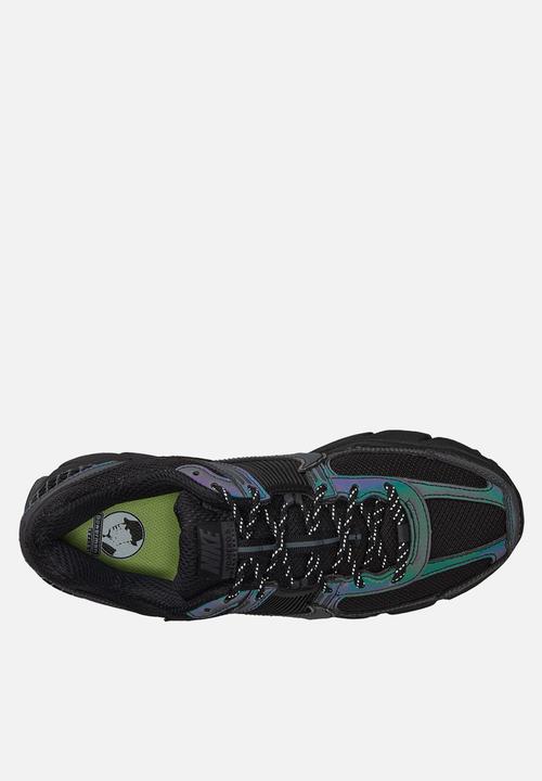 Nike - Nike Zoom Vomero 5
