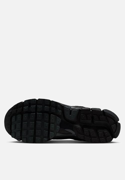 Nike - Nike Zoom Vomero 5